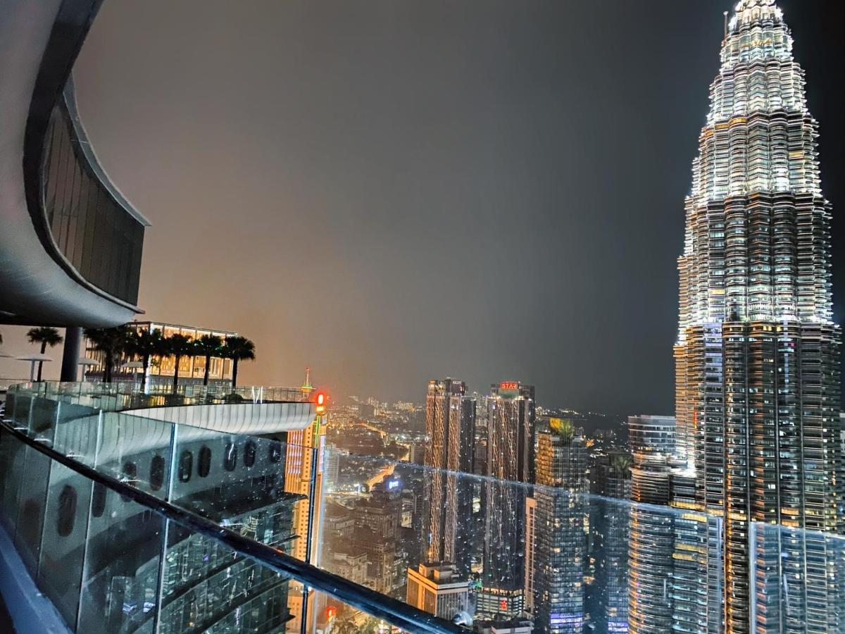 Sky Suites At Klcc By Like Home Куала-Лумпур Екстер'єр фото